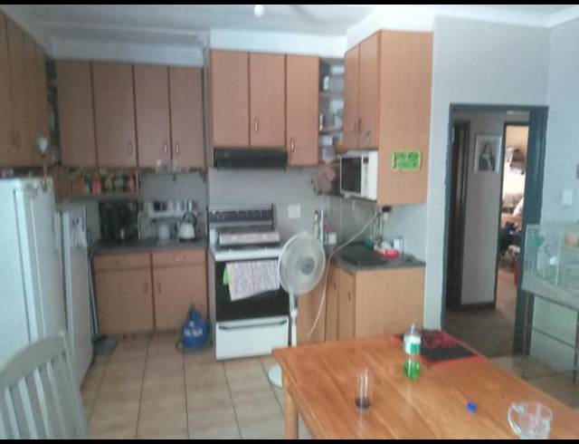 3 BEDROOM HOUSE FOR SALE IN WELLINGTON NORTH